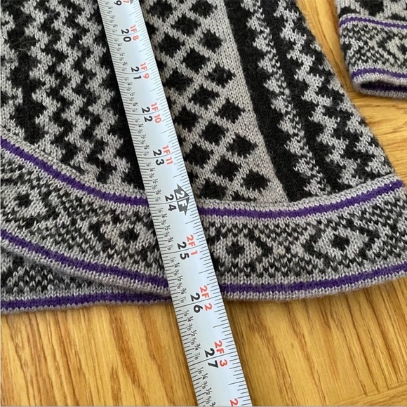 Chico’s Gray, Purple and Black Wool Blend Cardigan Sweater Size 1 (M/8-10) - Picture 5 of 5
